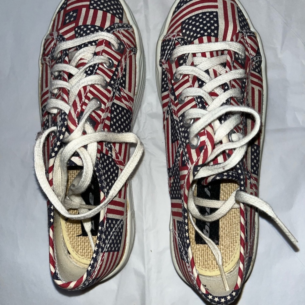 Platform Patriotic Lace Up Shoe